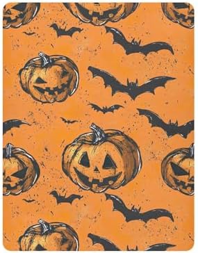 Qilmy Fitted Crib Sheet with Pumpkins and Bats Design