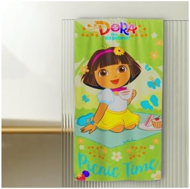 Dora the Explorer Explorers Wanted Velour Hooded Towel 1