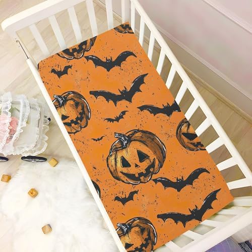 Qilmy Fitted Crib Sheet with Pumpkins and Bats Design