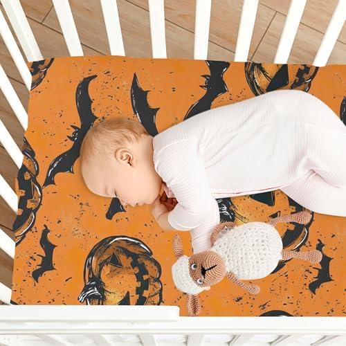 Qilmy Fitted Crib Sheet with Pumpkins and Bats Design