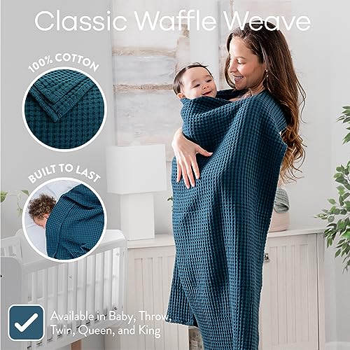 Comfy Cubs Waffle Weave Baby Blanket - 40 x 40